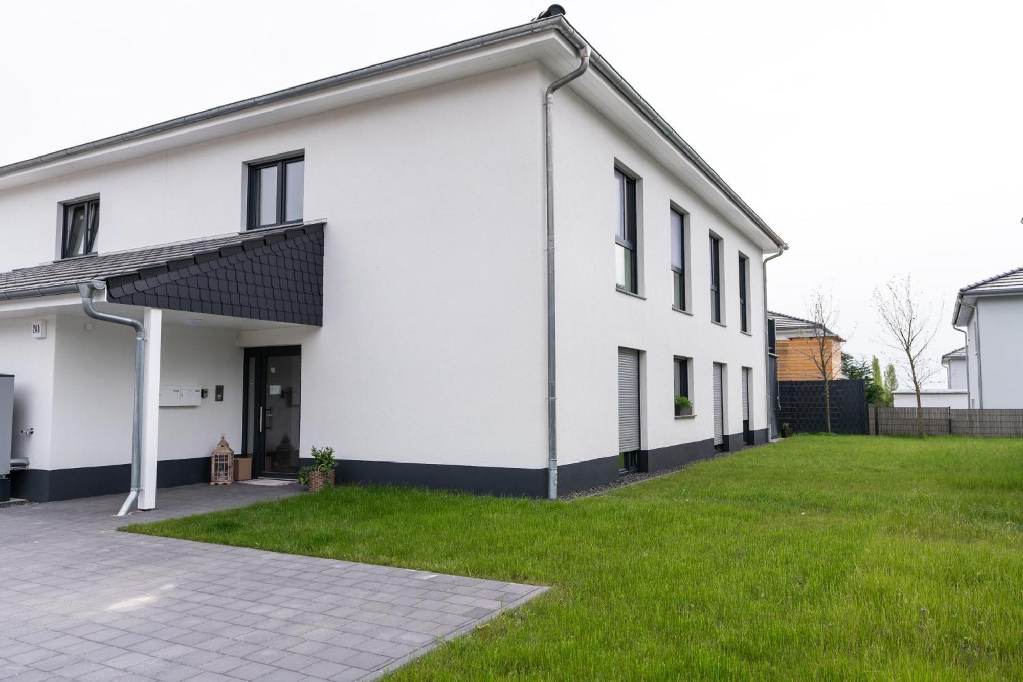 Moderne & Familienfreundliche Ferienwohnung Am Goitzschesee Pouch Eksteriør bilde